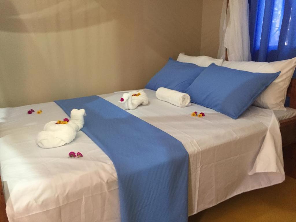Mafia Neptune Villa Lodge Utende Dış mekan fotoğraf