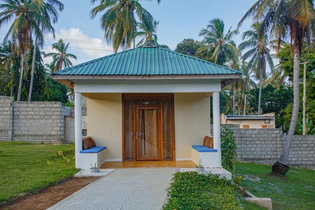 Mafia Neptune Villa Lodge Utende Dış mekan fotoğraf