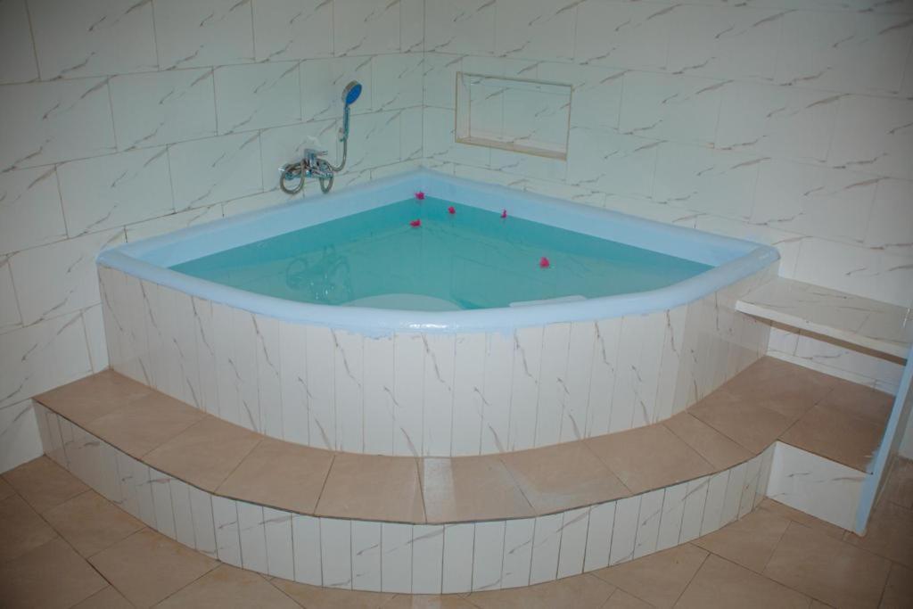 Mafia Neptune Villa Lodge Utende Dış mekan fotoğraf