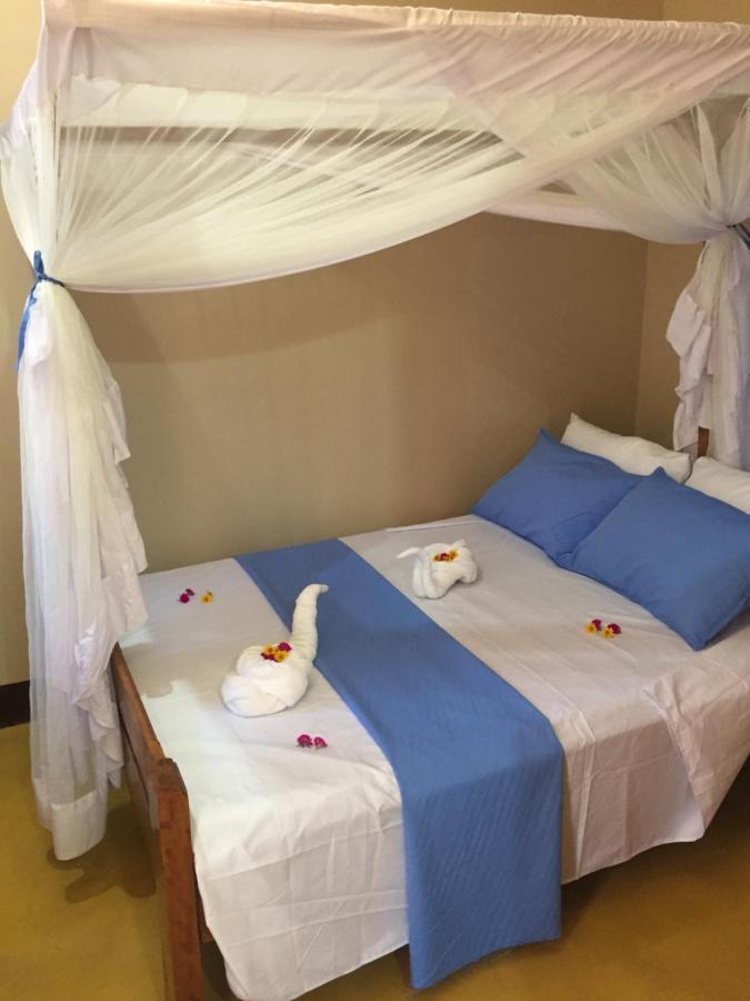 Mafia Neptune Villa Lodge Utende Dış mekan fotoğraf